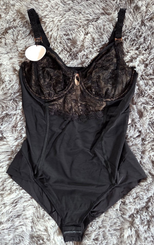 Body schwarz triumph - gr.95,