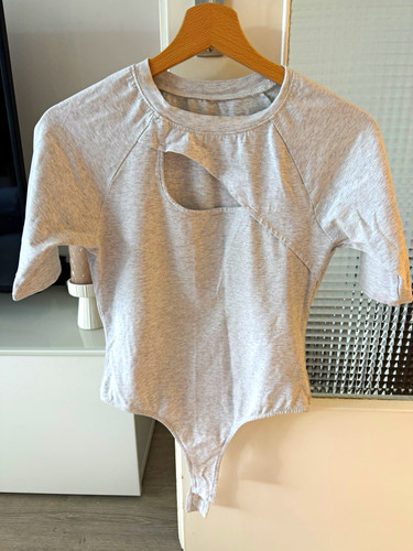 Damen body einteiler kurzarm - body,