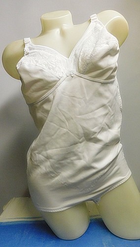 Miederbody 44 geschätzt - miederbody, gr.