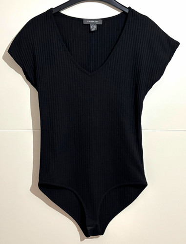 Schwarzer basic shirt - t-shirt, body